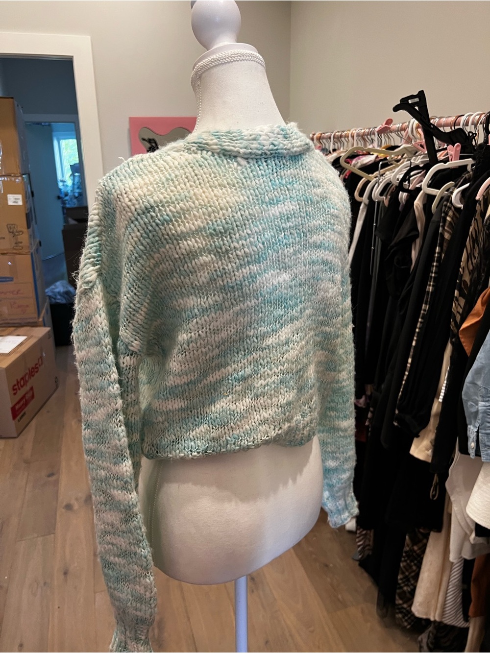 Universal Thread Mint Marled Cropped V-Neck Cardigan with crystal buttons - Picture 4 of 5
